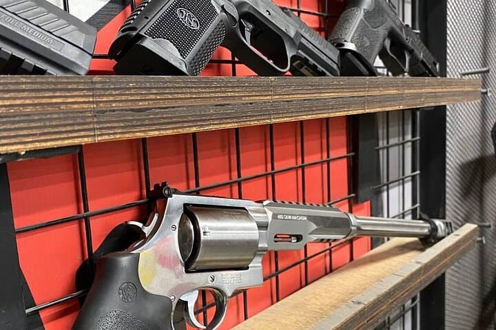 2 Hours Shooting Range Experience in Krakow With Hotel Pickup