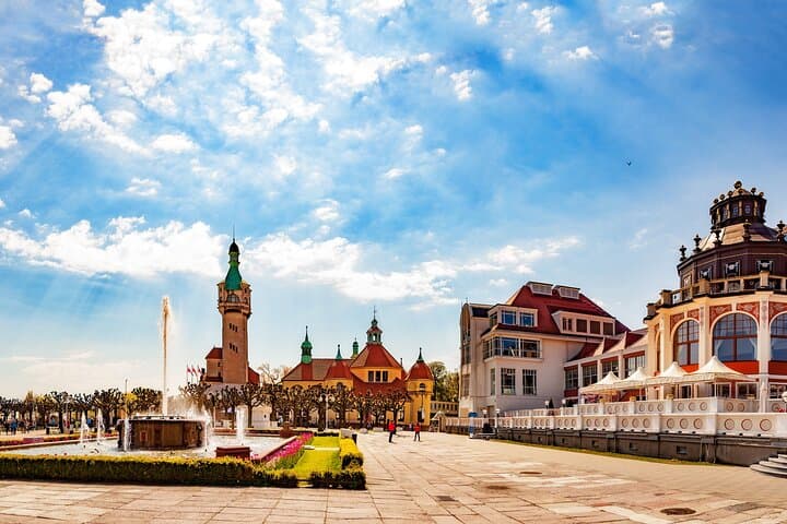 Sopot Love Walk Private Tour: Seascape & Romance