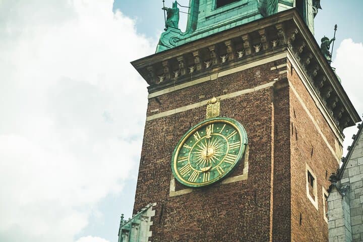 Skip the Line Wawel Castle Chambers Small Group Tour