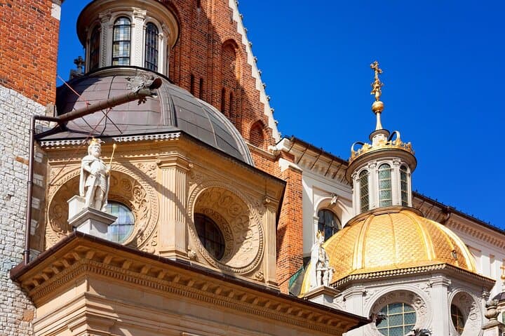Krakow: Daily Wawel Cathedral Guided Tour with Admission