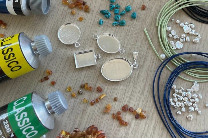 Jewelry Making Workshop with Amber