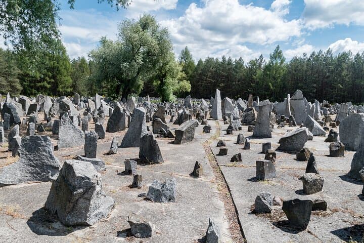 Private Tour Wolf's Lair & Treblinka from Warsaw