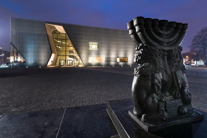 Private Tour Warsaw Ghetto Jewish Cemetery POLIN Museum