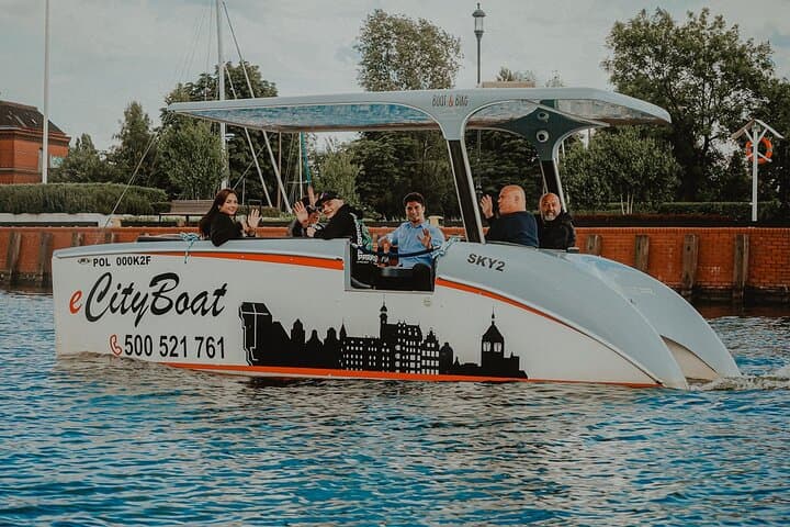 Sightseeing Cruise around the Old Town of Gdansk