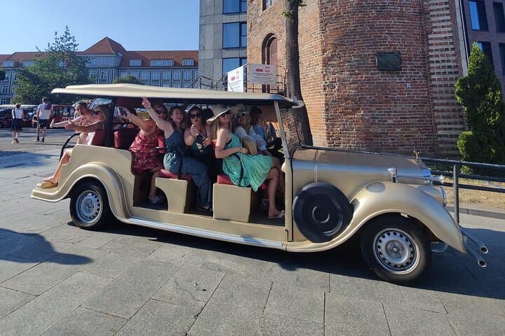 Gdansk City Tour Sightseeing by Golf Cart Shared or Private