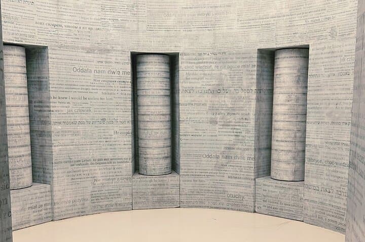 Schindler's Factory and Krakow Ghetto Monty Private Walking Tour