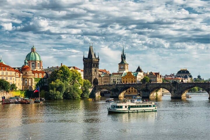 Private Tour to Prague from Wroclaw