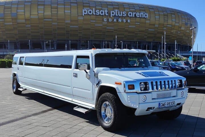 Hummer Limousine transfer airport Gdańsk to city centre 18pax