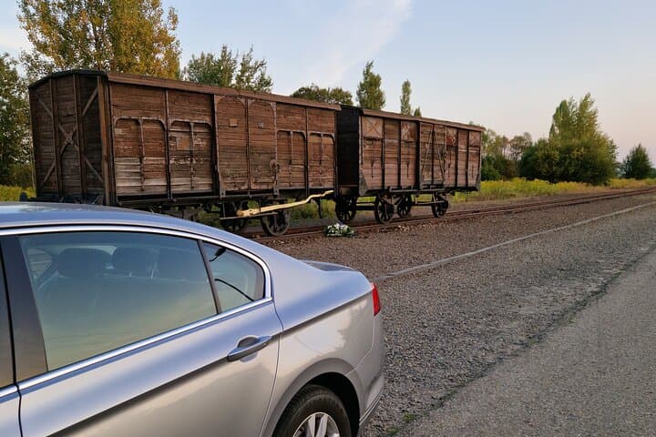 Private Taxi from Krakow to Auschwitz-Birkenau with Waiting