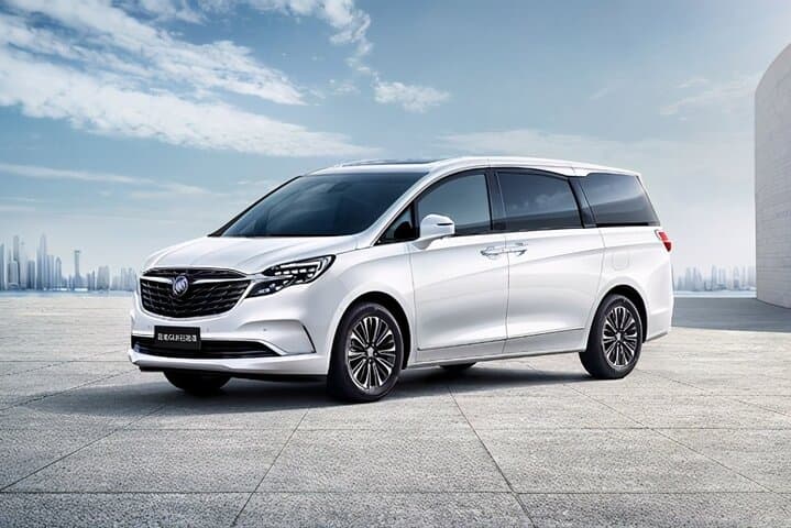 Private Transfer Warsaw Chopin Airport WAW to Warsaw City