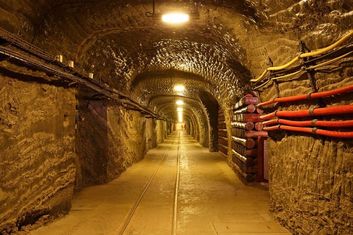 Wieliczka Salt Mine Guided Tour + Ticket & Transfer from Krakow