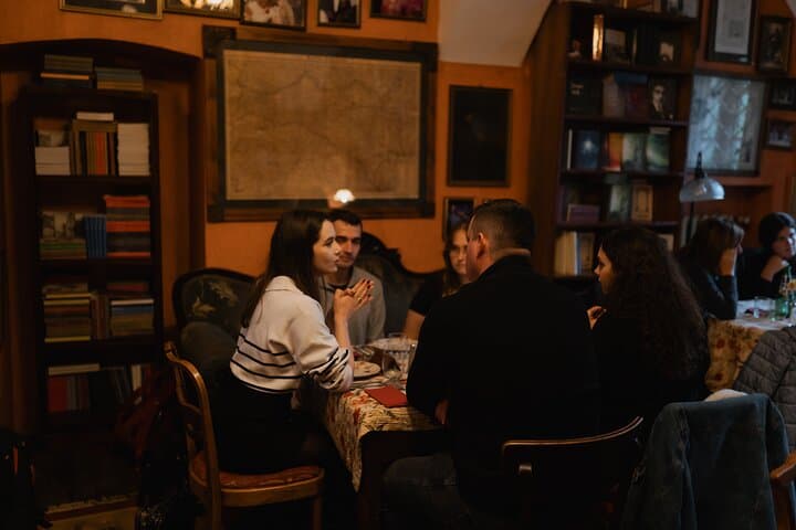 Traditional Jewish Ashkenazi Food Tour in Krakow