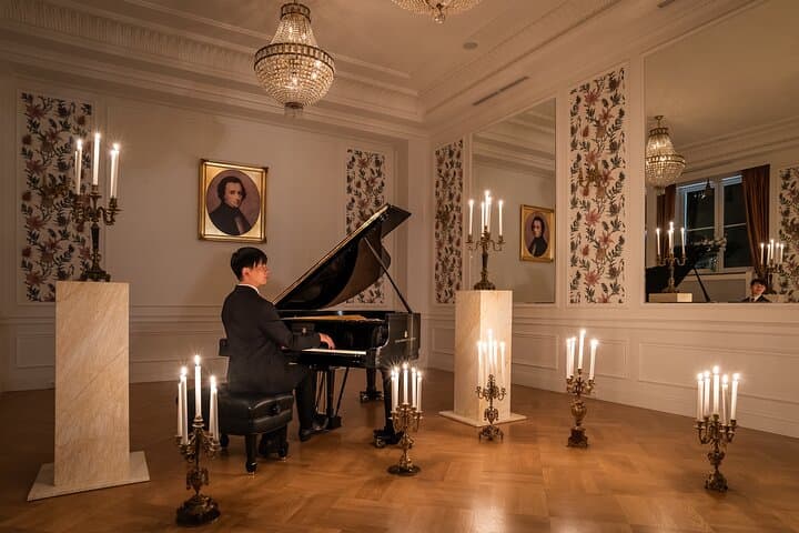 Candlelight Concerts Everyday at the Fryderyk Concert Hall