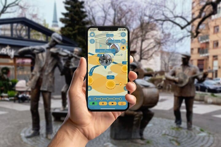 Warsaw Artist Studio GPS App Walking Tour Mobile Game