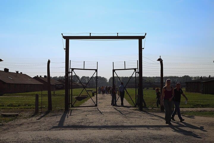 Krakow: Auschwitz Birkenau Museum With Private Transport