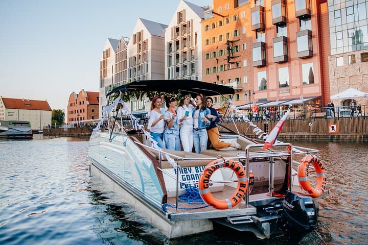 Scenic Gdańsk Boat Tour – Private experience along the river