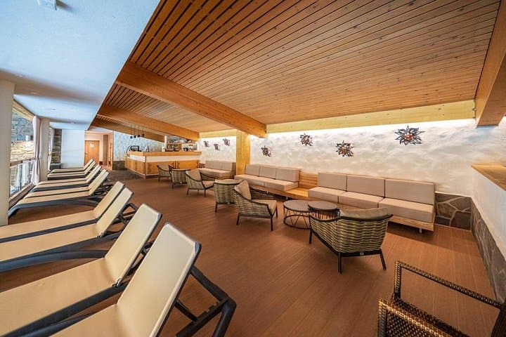 Bania Thermal Baths: Full Access & Private Transfer from Krakow