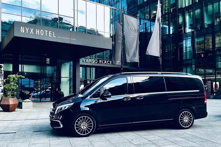 Warsaw Chopin Airport business transfer