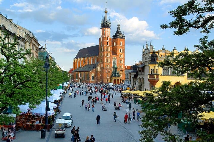 Private Old Town Guided Walking Tour Krakow