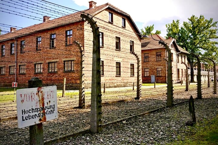 From Krakow: Auschwitz Birkenau Guided Tour with hotel pickup