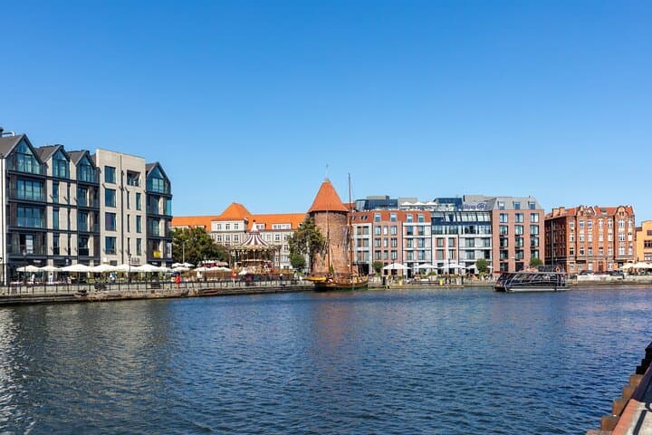 History of Gdansk Tour by Kayak on the Motława River
