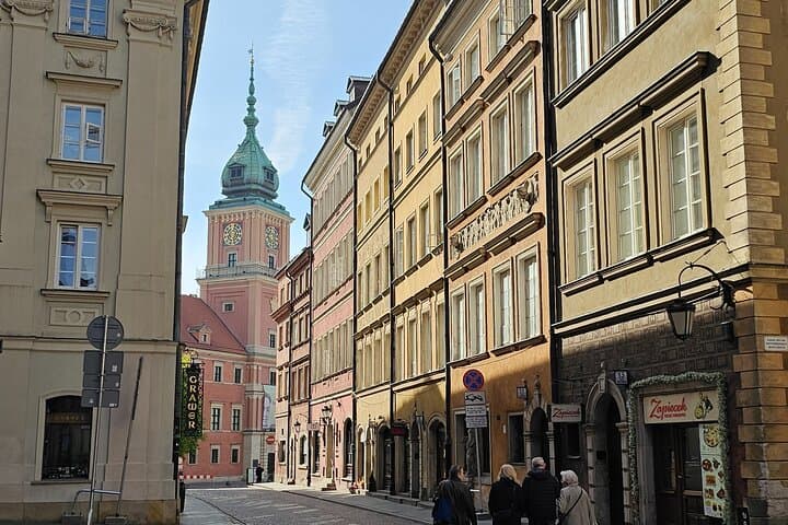 Warsaw in a Flash: Private Layover Tour Airport Pickup & Drop-off