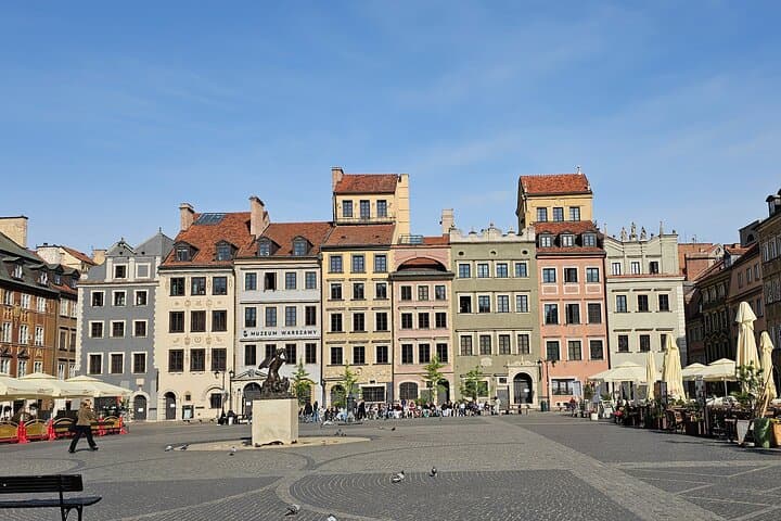 Warsaw in a Flash: Private Layover Tour Airport Pickup & Drop-off