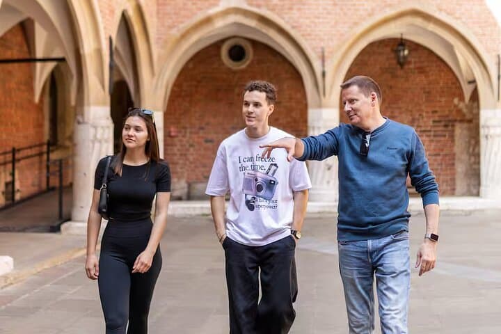 Walking tour in Krakow - Wislna 4. krakowtour.com.pl