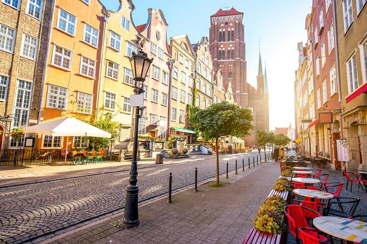Private Transfer from Warsaw to Gdansk with 2h of Sightseeing