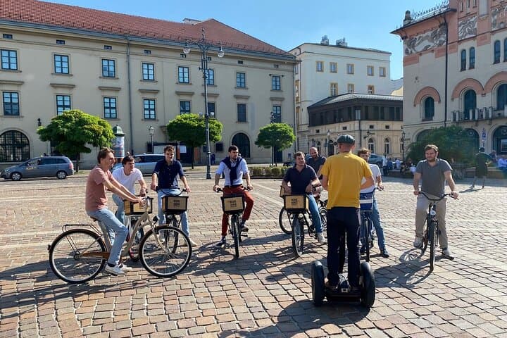 Historic Guided Bike Tour in Krakow