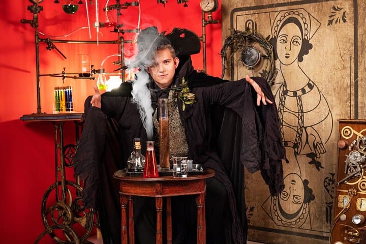 Be part of magic show