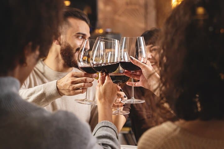 Wine and Food Tasting Tour in Gdansk Old Town