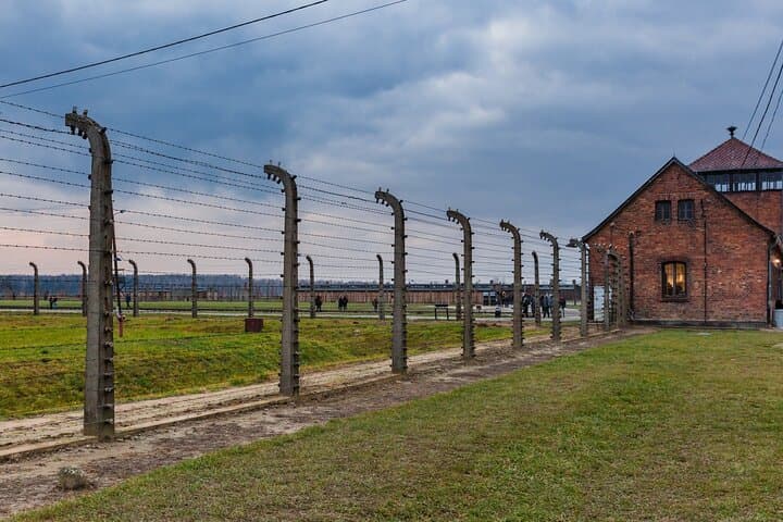Auschwitz-Birkenau and Krakow Private Car Trip from Katowice