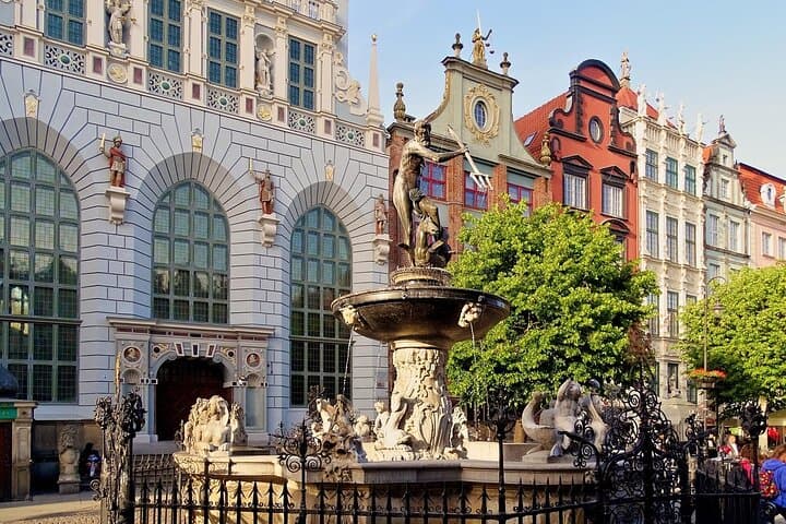 Self Guided Legends and Liberty Gdansk Old Town Tour