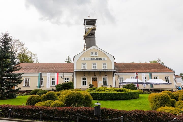 Wieliczka Salt Mine Guided Tour from Krakow with Hotel Pickup