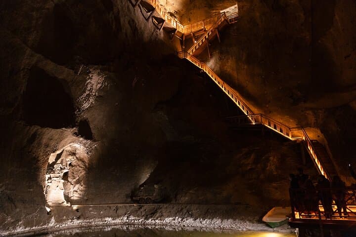 Wieliczka Salt Mine Guided Tour from Krakow with Hotel Pickup