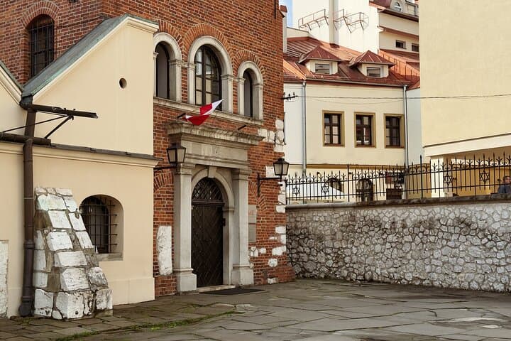 Krakow, Wieliczka & Auschwitz: 3 Days of History and Heritage