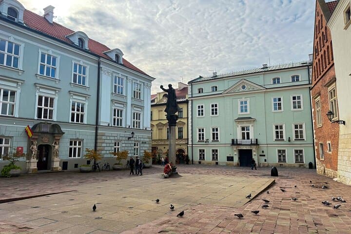 Krakow: Wawel Castle, Cathedral, Rynek Underground & Lunch