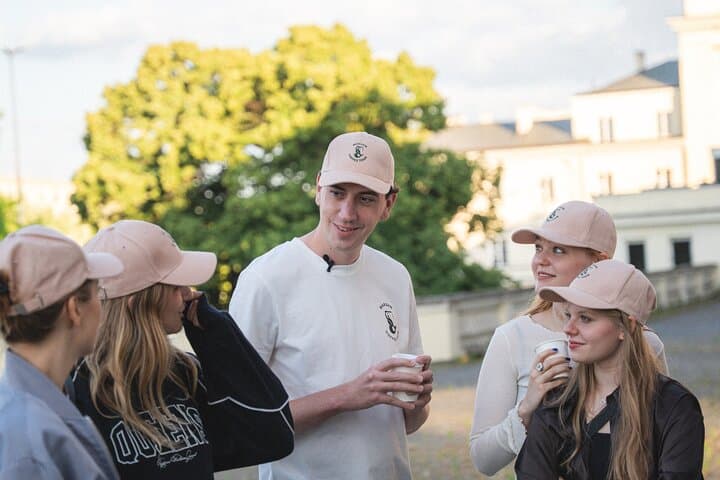 Small-Group Coffee Walking Tour of Warsaw