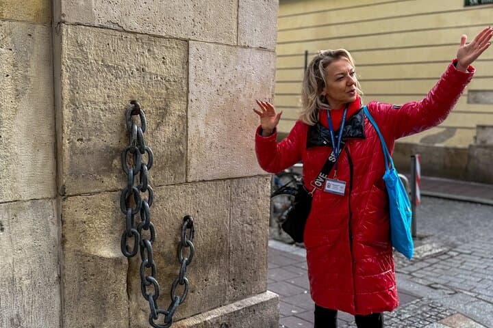 Krakow Underground Museum & Old Town: Terrifying Dark Tour