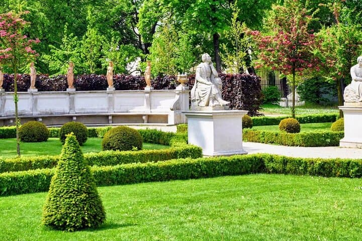 Wilanów Palace Grounds: A Self-Guided Audio Tour