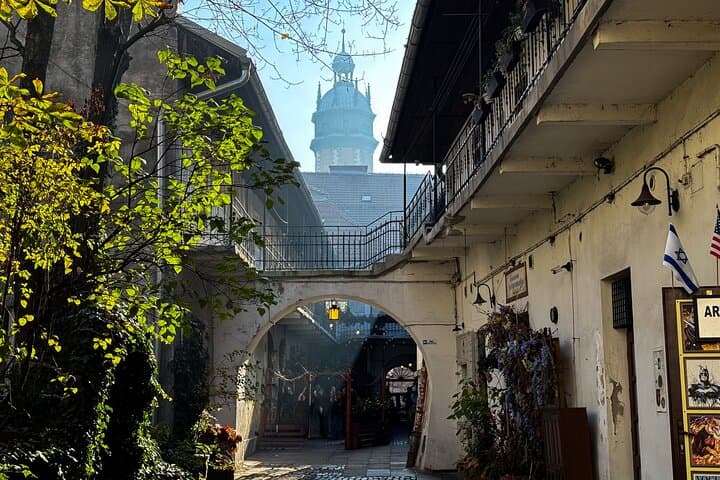 Criminal Kazimierz: In the Footsteps of the Krakow's Vampire