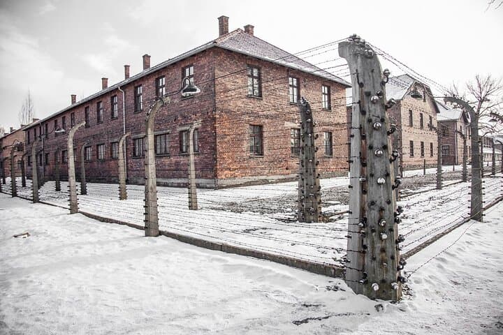 Krakow in 3 Days: Jewish Heritage, Auschwitz & Salt Mine