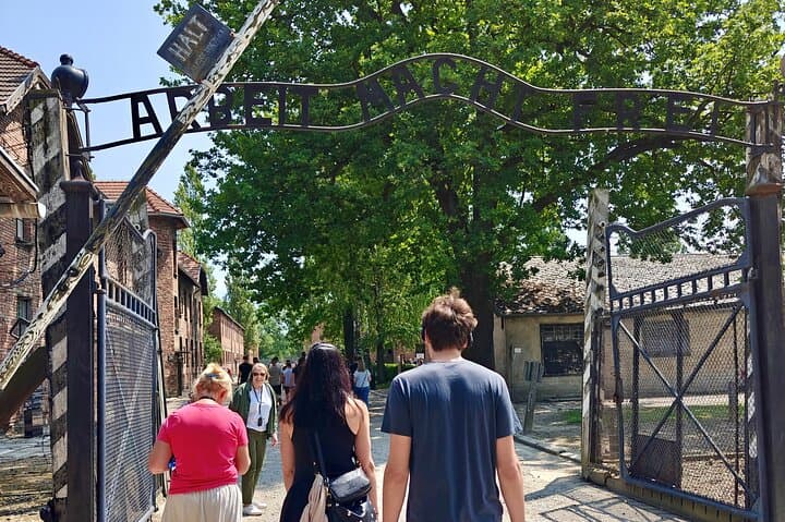 Auschwitz & Birkenau Small-Group Guided Tour with Hotel Pick-Up