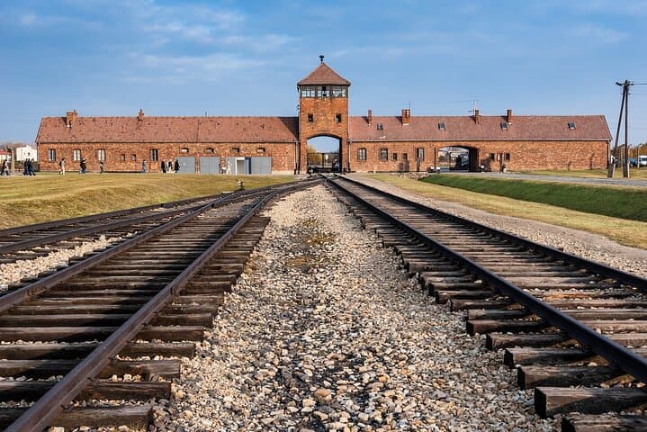 See the Best of Krakow, Wieliczka & Auschwitz in 3 Days