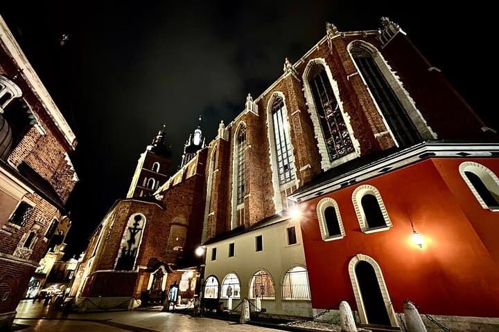 Ghosts and Crimes of Krakow Walking Tour