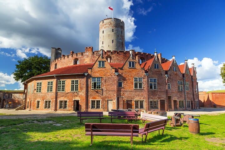 Deluxe Cruise Friendly Gdansk Tour