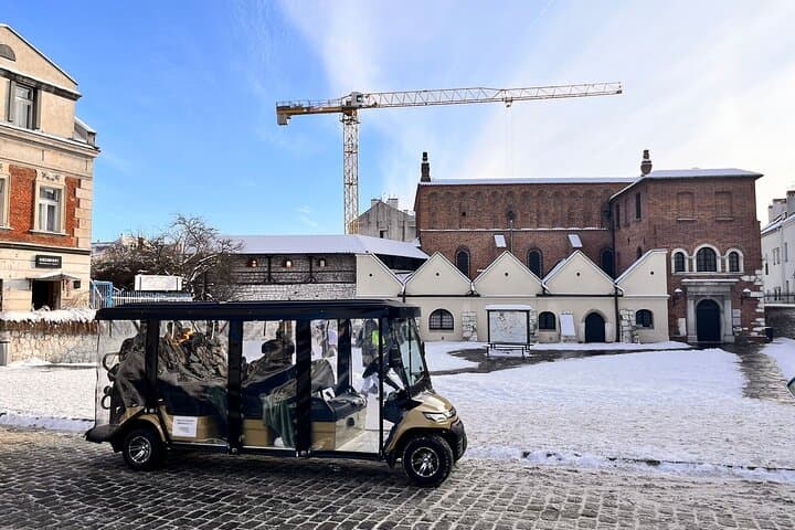 Krakow: Private Guided City Tour by Golf Buggy (with pick-up)