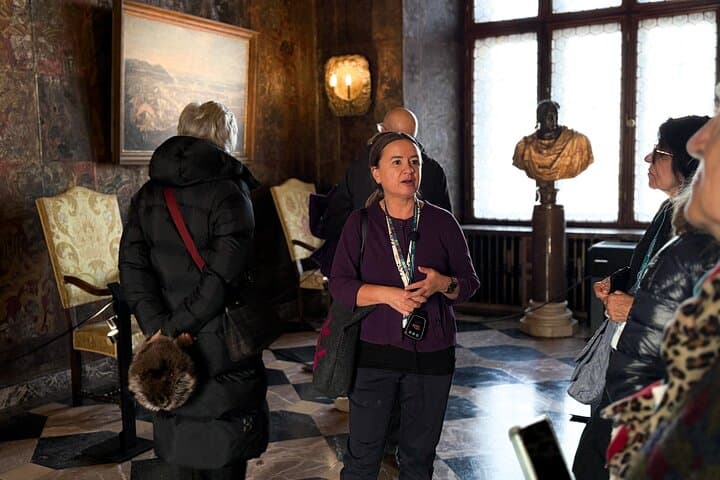 Guided Tour of The Wawel Castle and Cathedral from Krakow