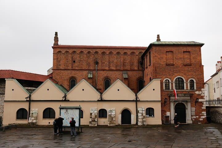 Private Jewish Kazimierz & Schindler's Factory Guided Tour